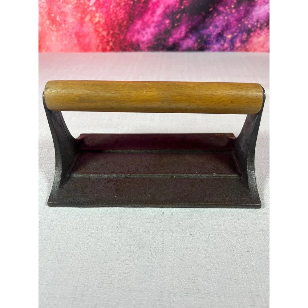Vintage Cast Iron Bacon Press Pig Design Rectangular Grill Weight Wood Handle